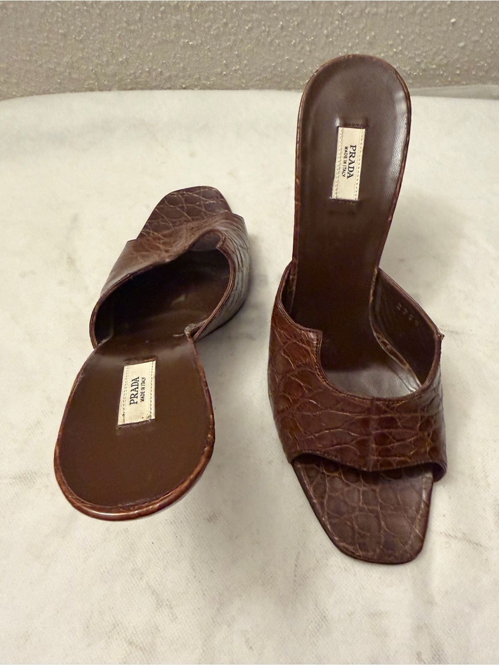 Prada Brown Croc-Embossed Open-Toe Mule Slides, pre-owned, SZ8.5 - Picture 3 of 16